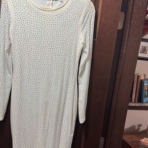 Elegant Cream Long Sleeve Dress